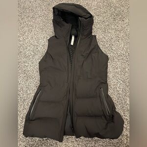 Lululemon Women's Black Goose Down Hooded Full-Zip Puffer Vest Jacket Size 8